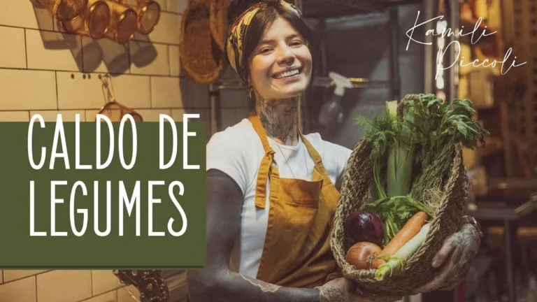 Caldo de Legumes Aromático Cozido Lentamente