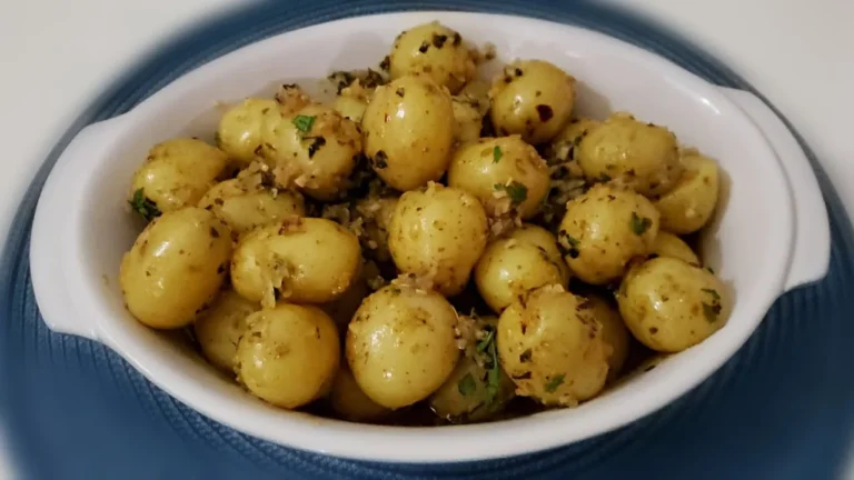 Tira-Gosto de Batata Calabresa com Pimenta e Alho